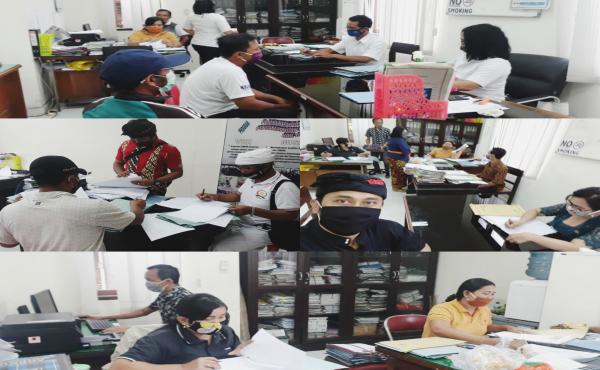 Pelaksanaan penerimaan berkas program stimulus UMKM dan Koperasi 