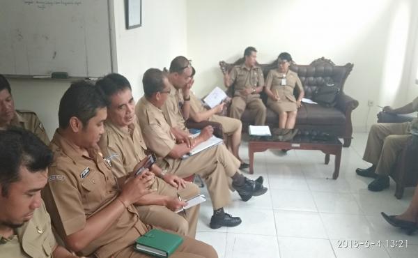 Rapat rutin Internal Asn Dinas Koperasi UMKM Nakertrans tahun 2018