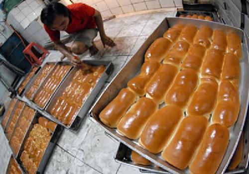 Usaha Kecil dan Menengah (UKM) mempunyai peran yang strategis dalam pembangunan ekonomi nasional