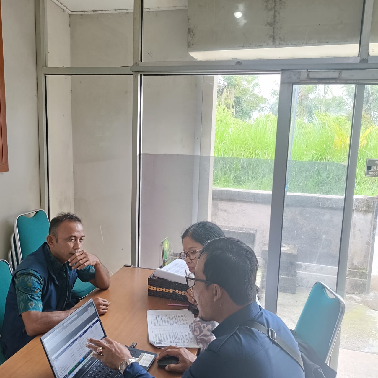 Pemeriksaan dan pengawasan kesehatan di Koperasi SImpan Pinjam Madani Br. Linjong desa Tiga