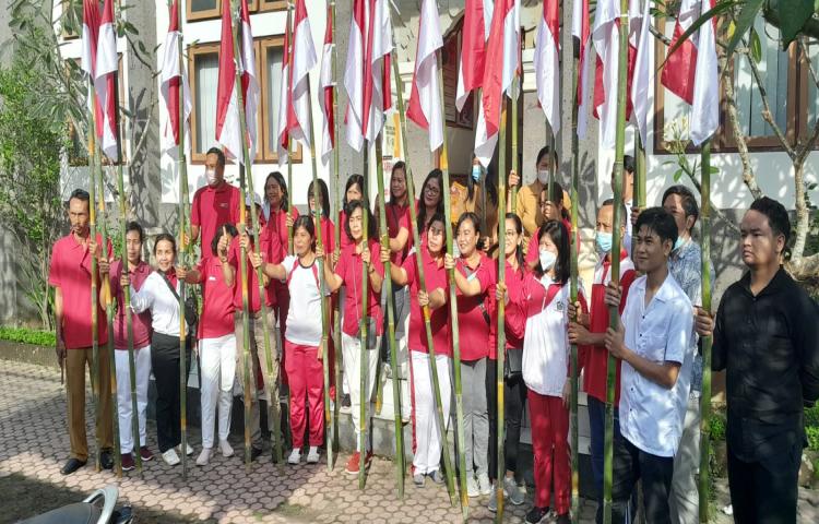 Giat sukseskan 10 Juta Pemasangan Bendera Merah Putih di Kabupaten Bangli