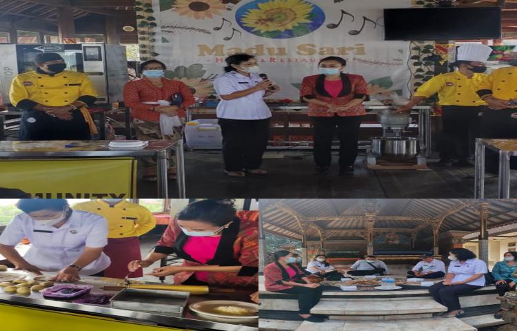  Ibu Wakil Ketua Dekranasda Bangli meninjau Pelaksanaan Kegiatan Pelatihan Pembuatan Roti ( Bakrey ) bagi Pelaku UMKM Bangli