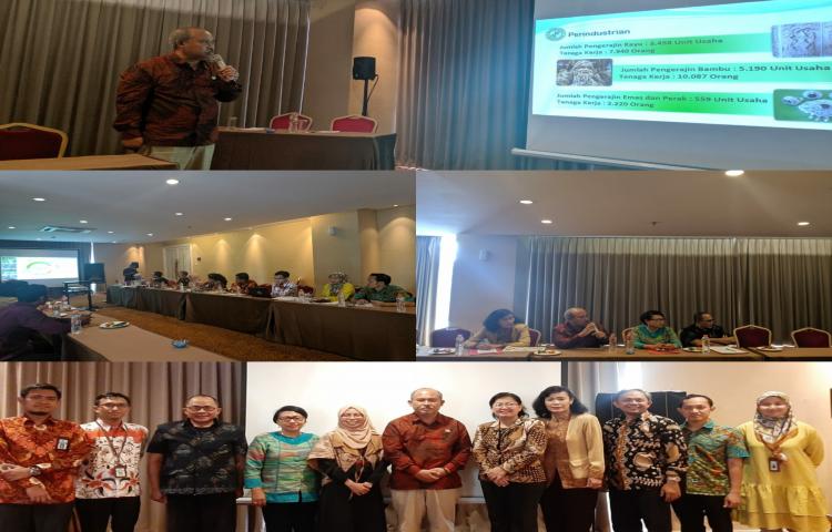 Tim Pendukung KUR Kab Bangli  di Pimpin Bpk Sekda sedang paparan  pemeringkatan   pendamping KUR  Tingkat Nasional  di   Bogor   tgl 14 september 2019